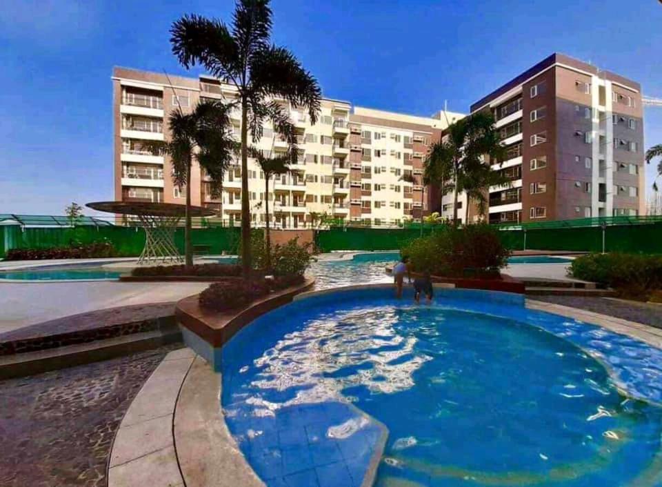 Avida Atria T2-F ,5Mins To Festive Walk And 4 Mins To Iloilo Convention Center Aparthotel Bagian luar foto